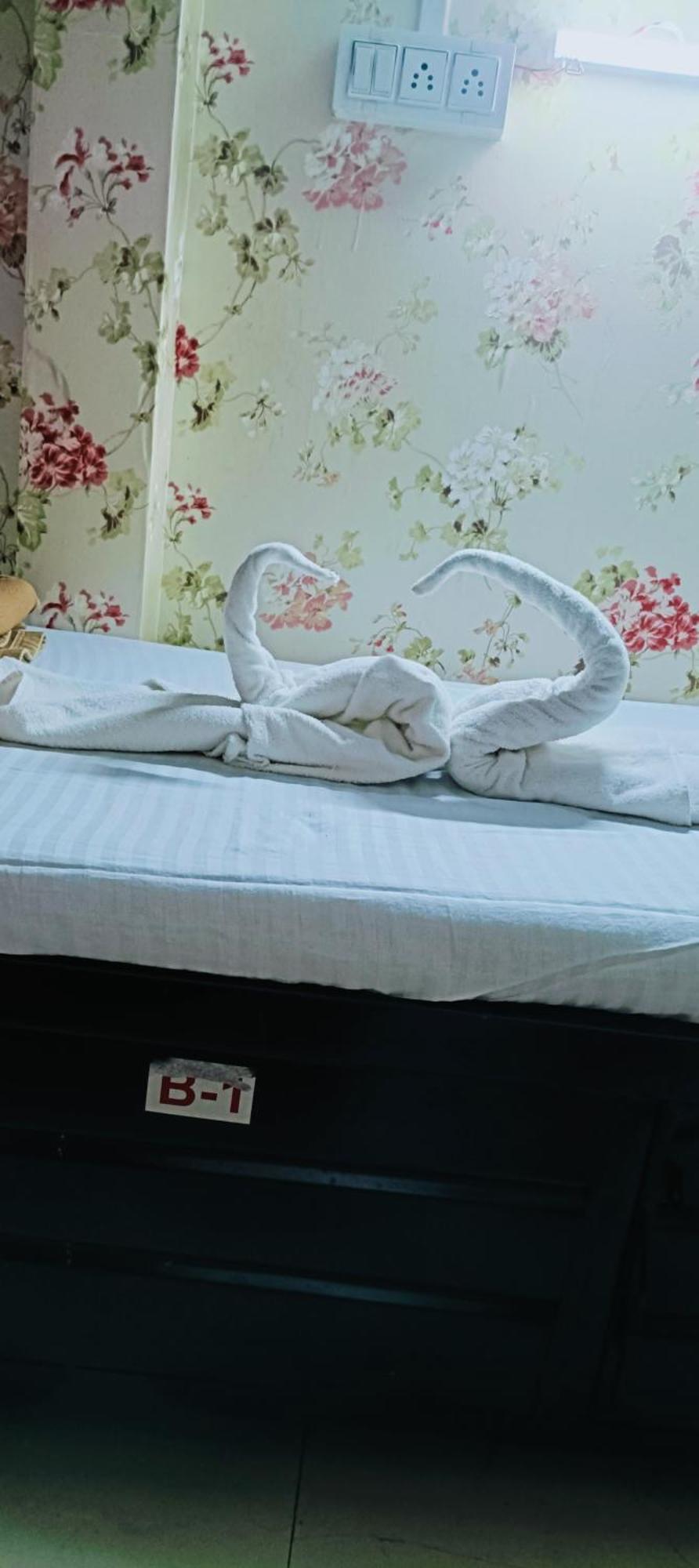 Hotel New Mahira Bombay